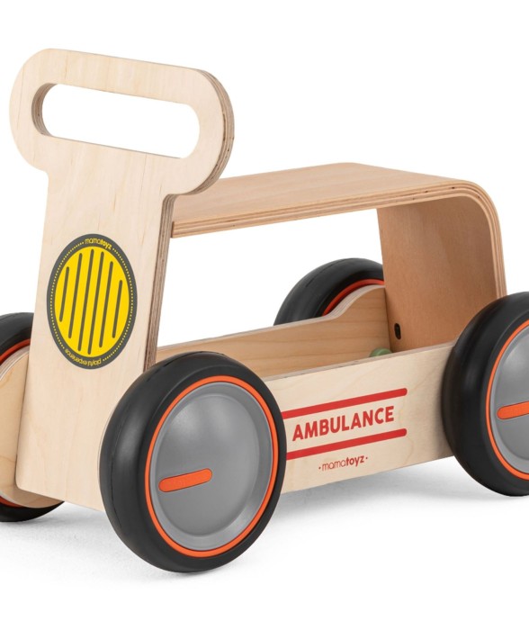 Drive Me Wood Ambulance en...