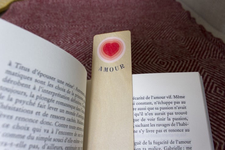 Marque-pages en bois Amour