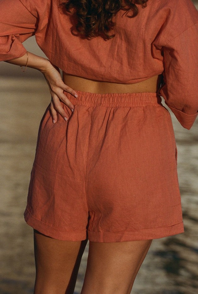 Short Edith Lin