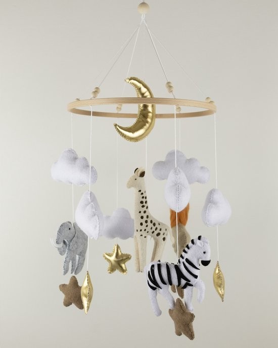 Mobile Safari pour bébé fait main en bois
