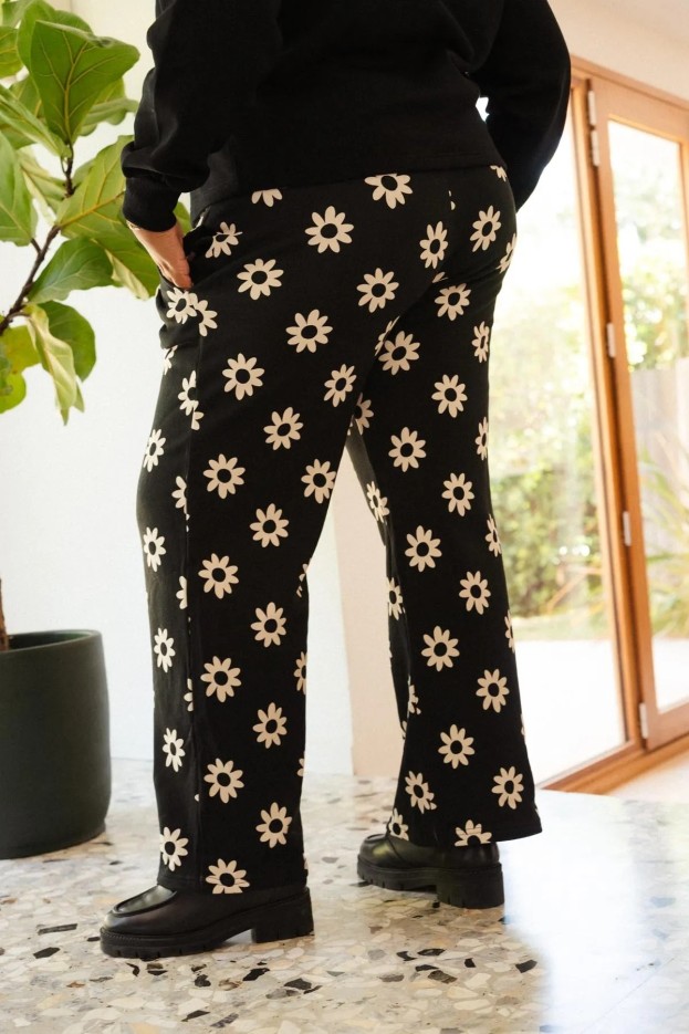 Jogging Dahlia Noir - coupe décontractée - imprimé fleuri - coton biologique