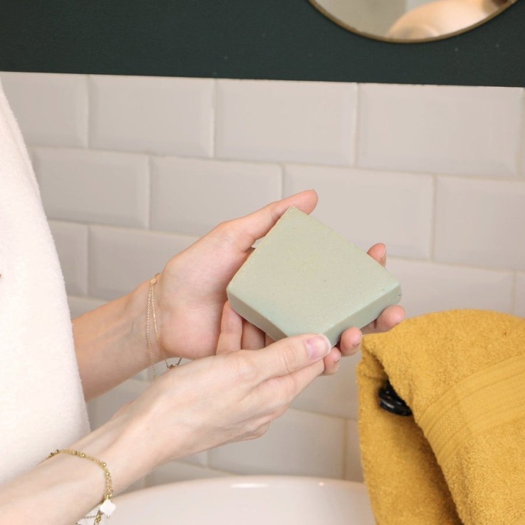 Savon Peaux à Imperfections à l'huile de baies de laurier Bio V2