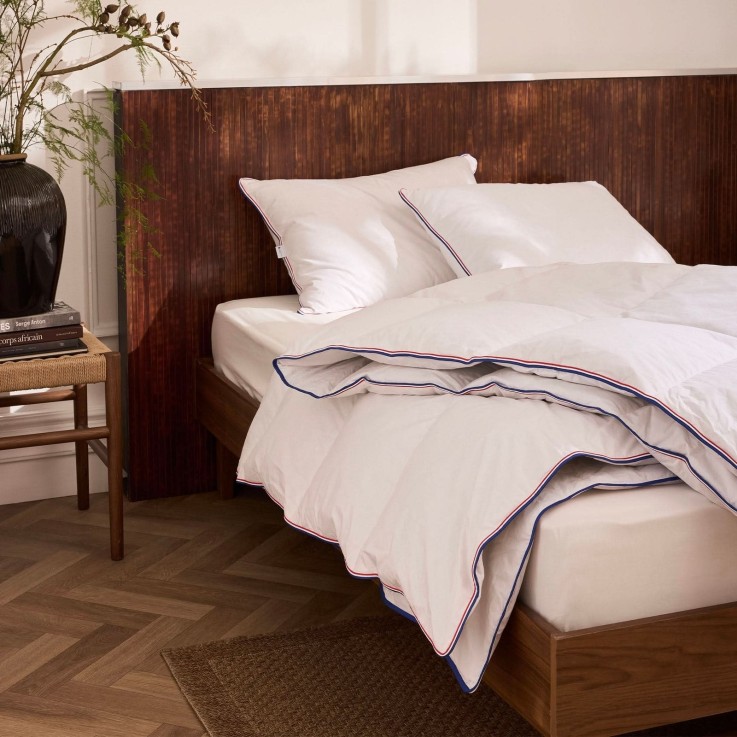 Couette naturelle à 30 % de duvet, 350 g/m² Megève – Tempérée & Enveloppante
