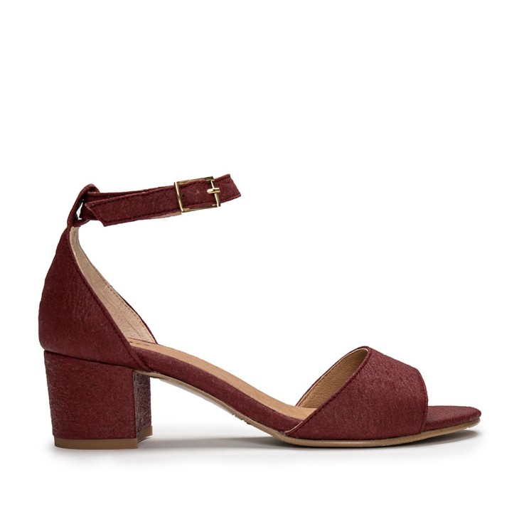 Cora Bordeaux chaussures véganes ouvertes talon