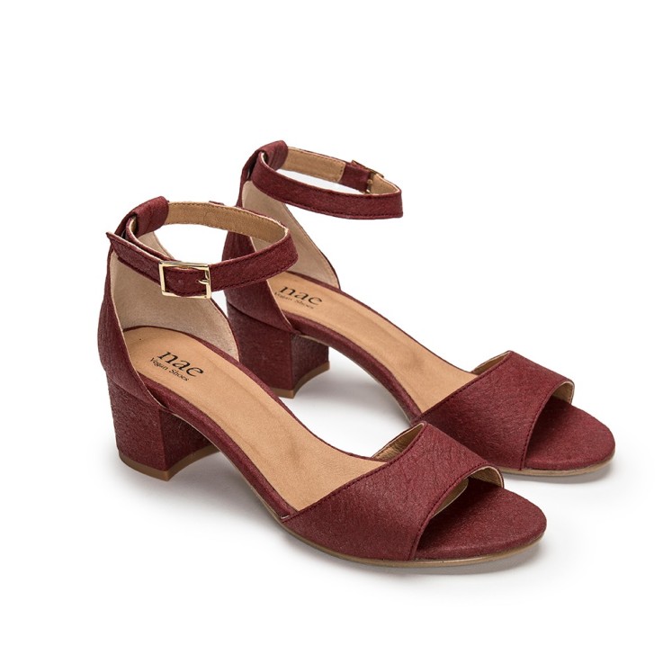 Cora Bordeaux chaussures véganes ouvertes talon