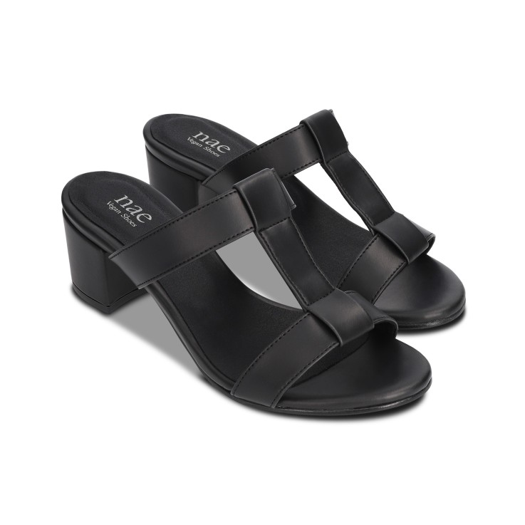Iris Black sandales véganes à talon ouvert avec talon