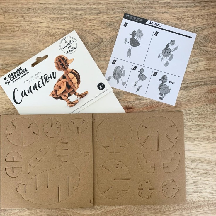 Maquette en carton de caneton - 62 x 62 x 125 mm