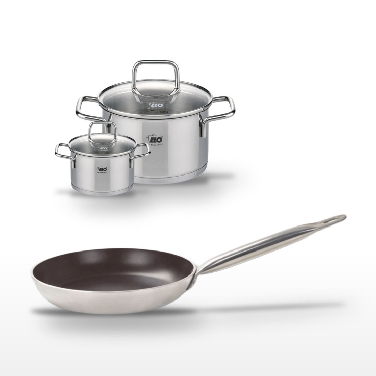 Batterie de cuisine en aluminium et inox - poêle 32 cm - deux faitouts