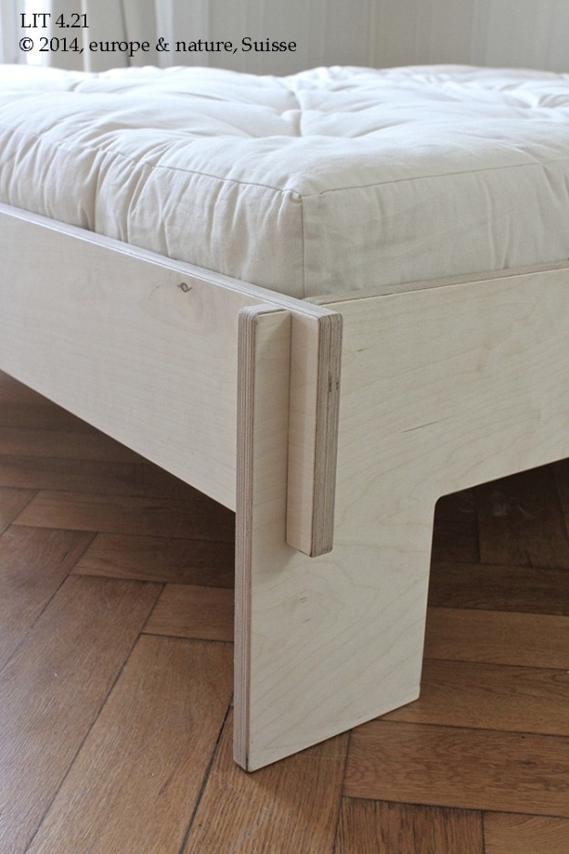 Lit Design Bed 4.21 en contre-plaqué bouleau