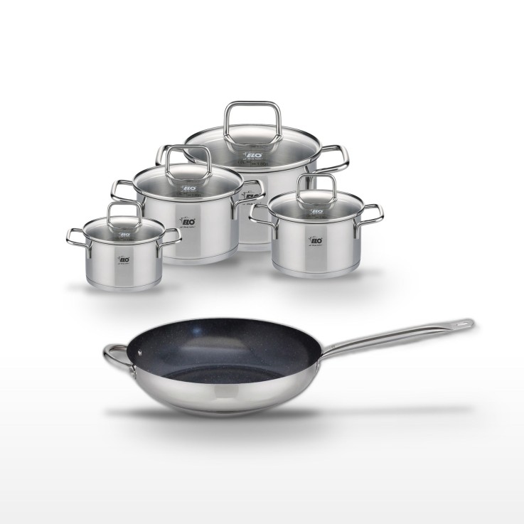 Batterie de cuisine en inox - grise