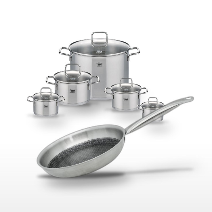 Batterie de cuisine Relief Solution en inox - 12 à 28 cm - noir
