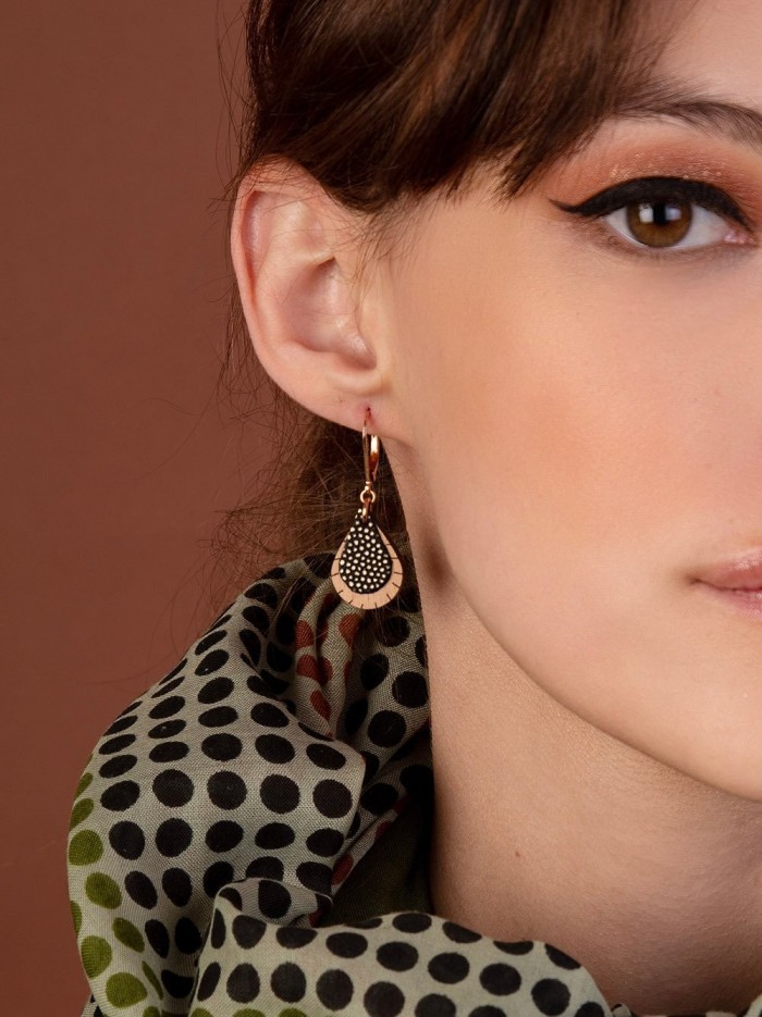 Boucles d'oreilles courtes GOUTTE Olive