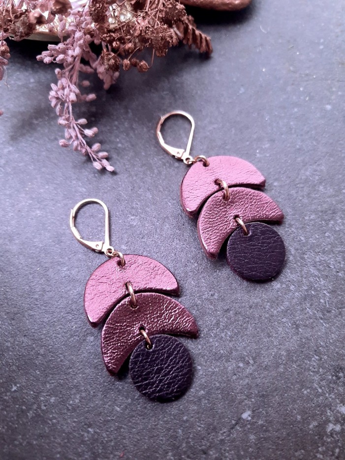 Boucles d'oreilles en cuir CALDER Cassis