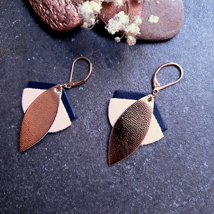 Boucles d'oreilles en cuir LOTUS Marine