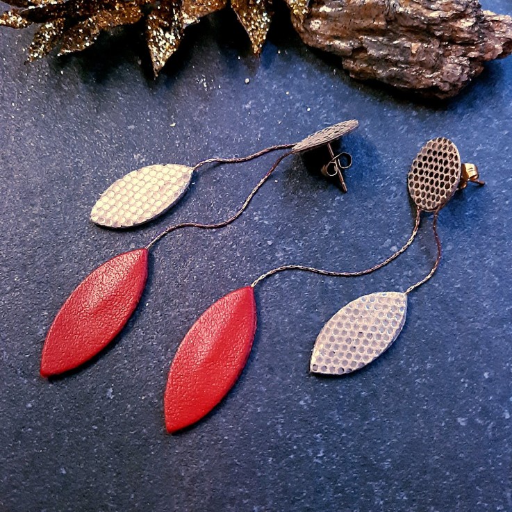 Boucles d'oreilles longues COCOTTE Rouge