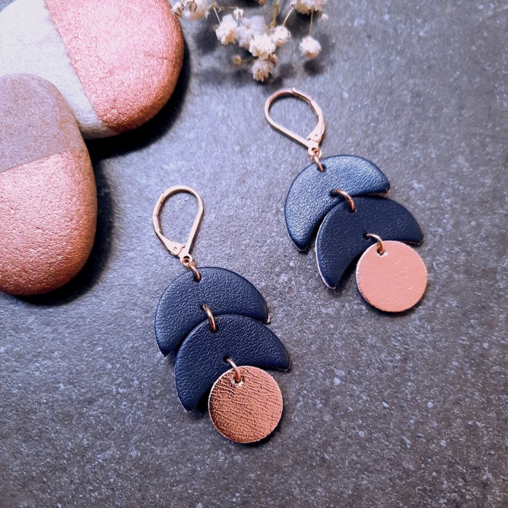 Boucles d'oreilles en cuir CALDER Marine