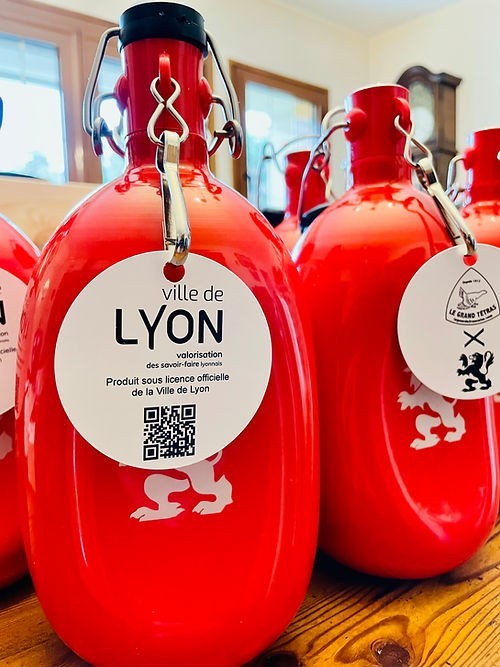 Gourde Concave Lyon en Aluminium recyclé (1L)