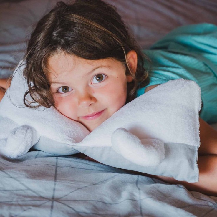Coussin repose tête pour enfant · OURSON