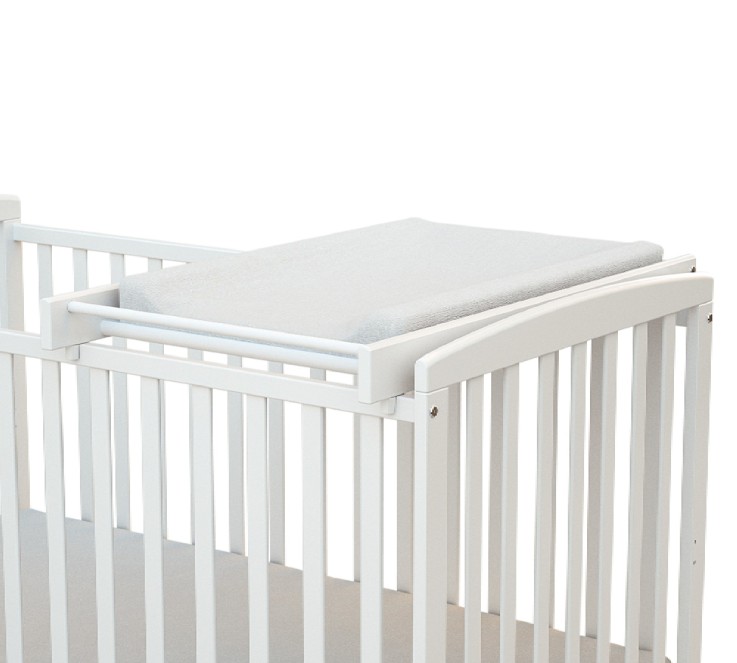 Plan à langer amovible pour lit bébé en bois ESSENTIEL