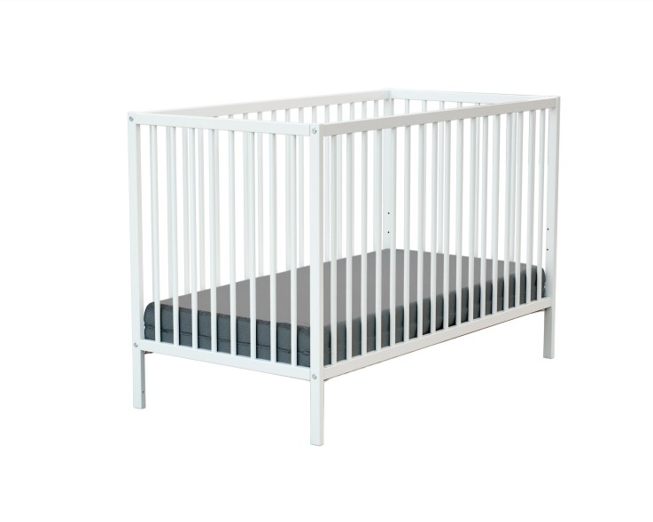 Lit bébé en bois