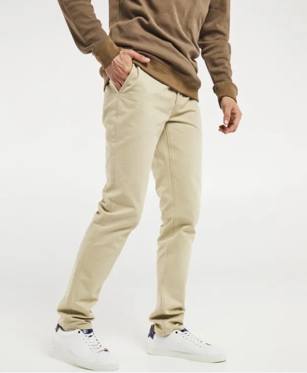 Chino Leon
