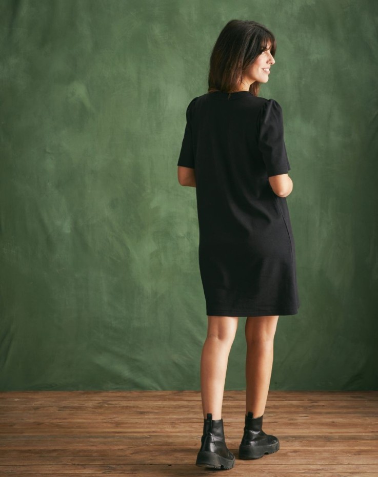 Robe Elisabeth Coton Bio