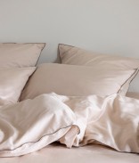 Rose Poudre Et Taupe