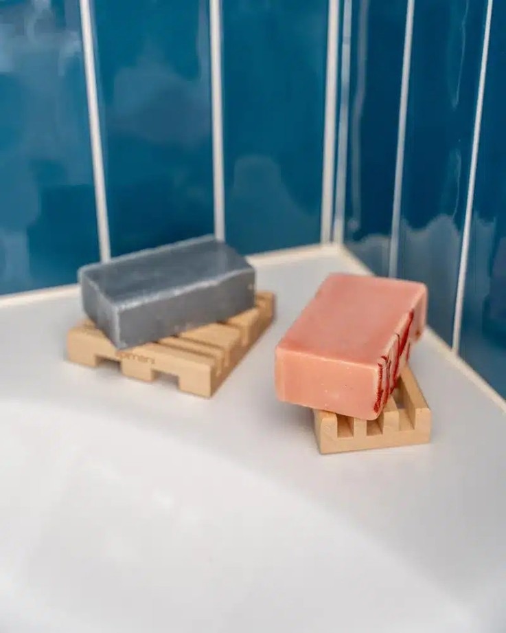 Grand porte-savon en bois