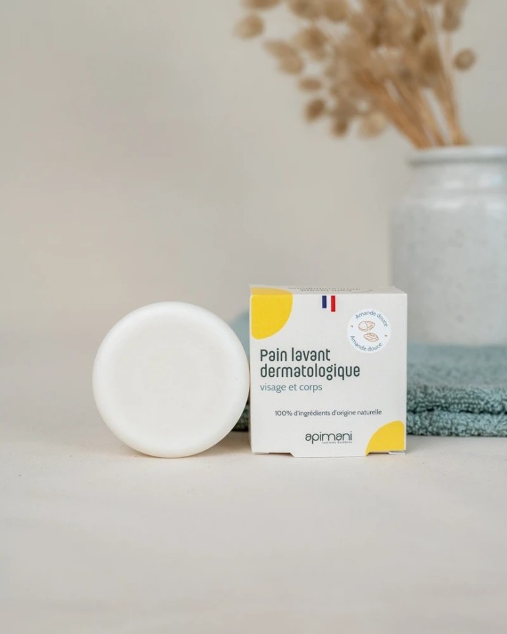 Pain dermatologique lavant à l'amande douce
