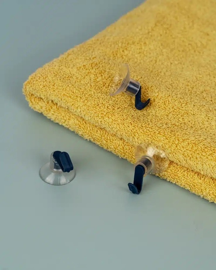 Crochet ventouse pour la salle de bain