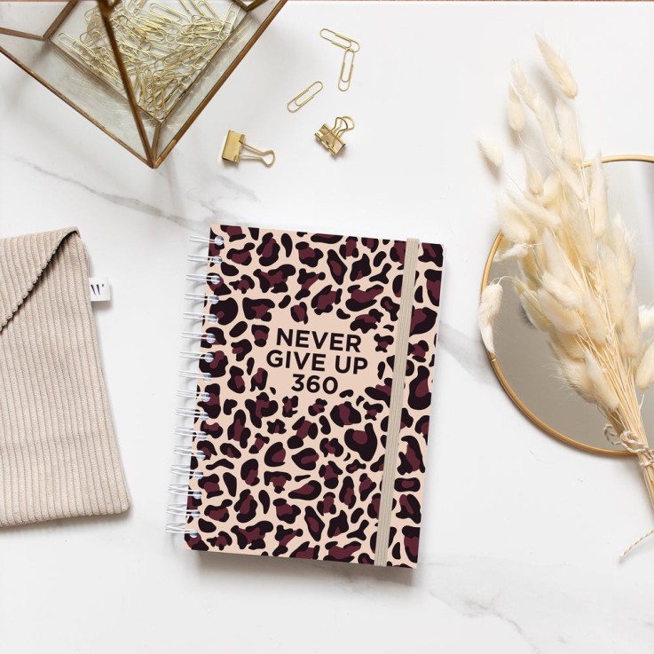 Agenda Journalier Septembre 2025 - Août 2026 Leopard