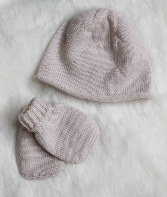 Bonnet et moufles naissance...