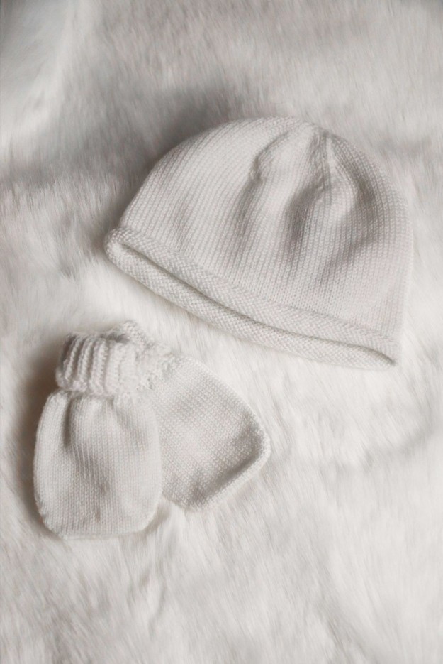 Bonnet et moufles naissance Perinne Laine mérinos