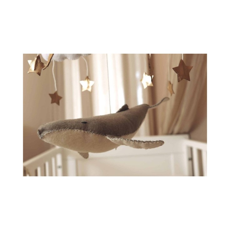 Mobile Baleine avec Ballons pour bébé fait main en bois