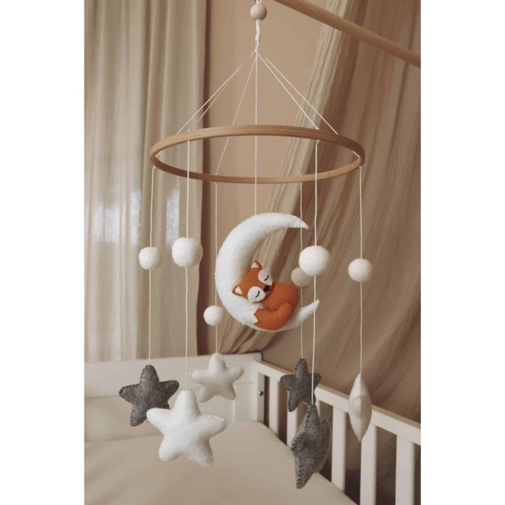 Mobile Renard Endormi pour bébé fait main en bois