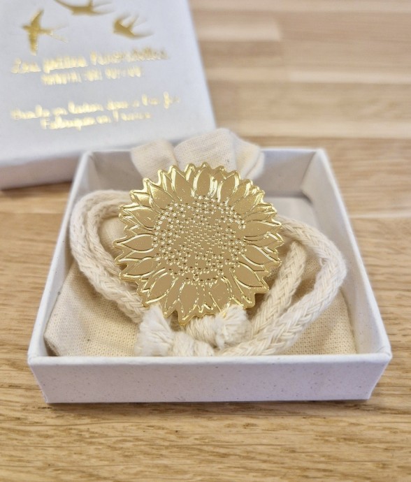 Broche laiton doré – Tournesol