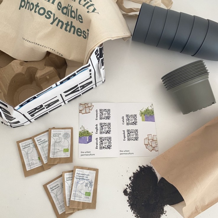 Kit potager mobile prêt à planter avec 6 feuilles et fleurs comestibles bio