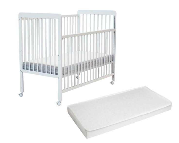 Lit bébé coulissant en bois avec matelas ESSENTIEL