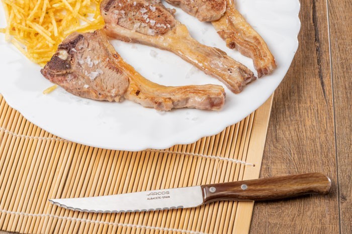 Couteau à steak Latina Acier Inoxydable (inox) lame 10,5 cm