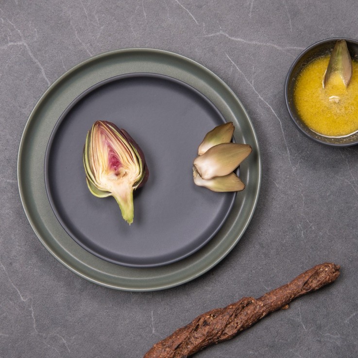 Assiette plate Uno amande 28 cm (lot de 6) en grès