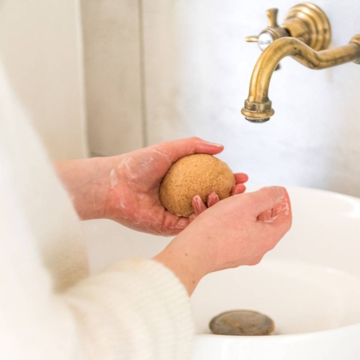 Eponge konjac visage exfoliante et purifiante Ma Bonne Fée Bio