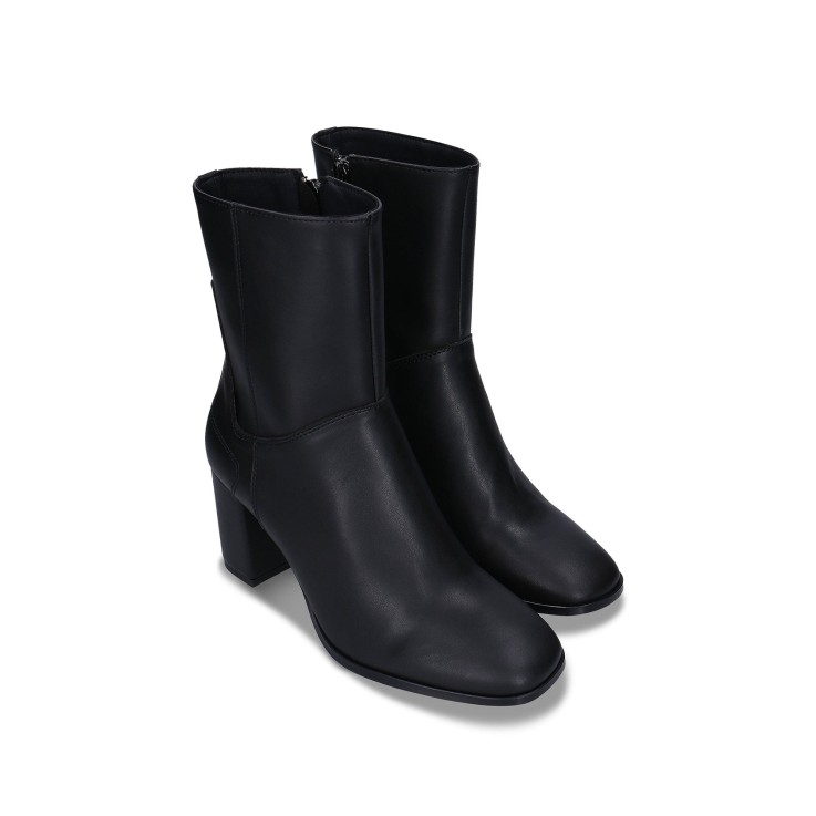 CIRCE Black