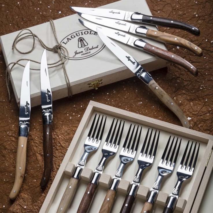 Coffret 6 couteaux laguiole bois mixte (1 modèle aléatoire) en inox