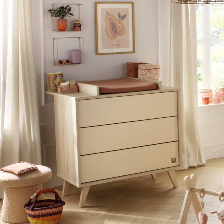 Chambre bébé Mélinée : Lit évolutif et Commode à langer 3 tiroirs