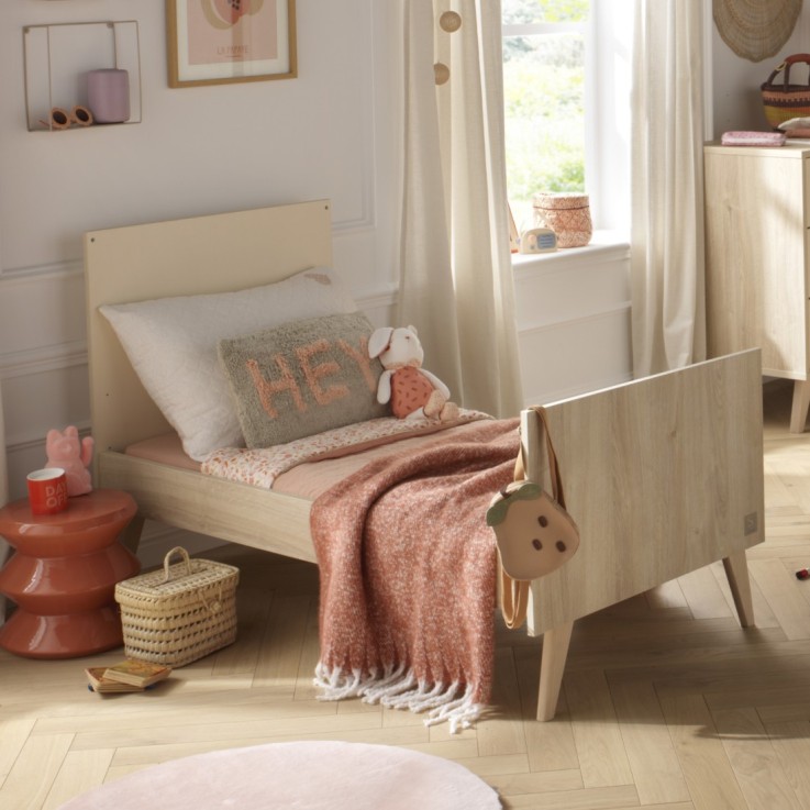 Chambre bébé Mélinée : Lit évolutif et Commode à langer en bois
