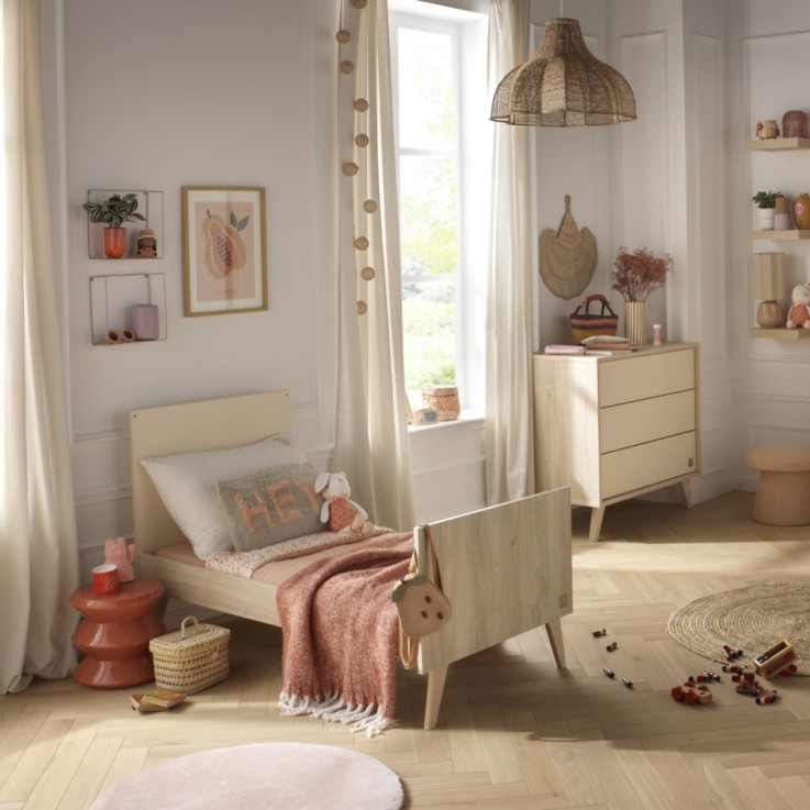 Chambre bébé Mélinée : Lit évolutif et Commode à langer en bois