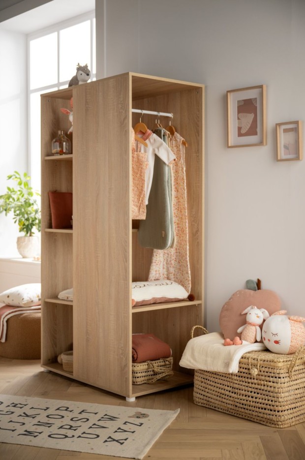 Meuble de rangement avec étagères et penderie en bois