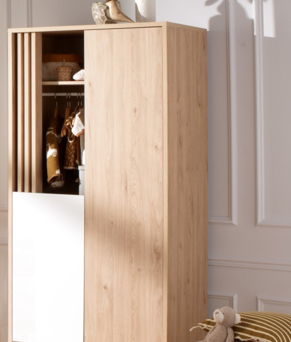 Armoire 2 portes et 1 niche...