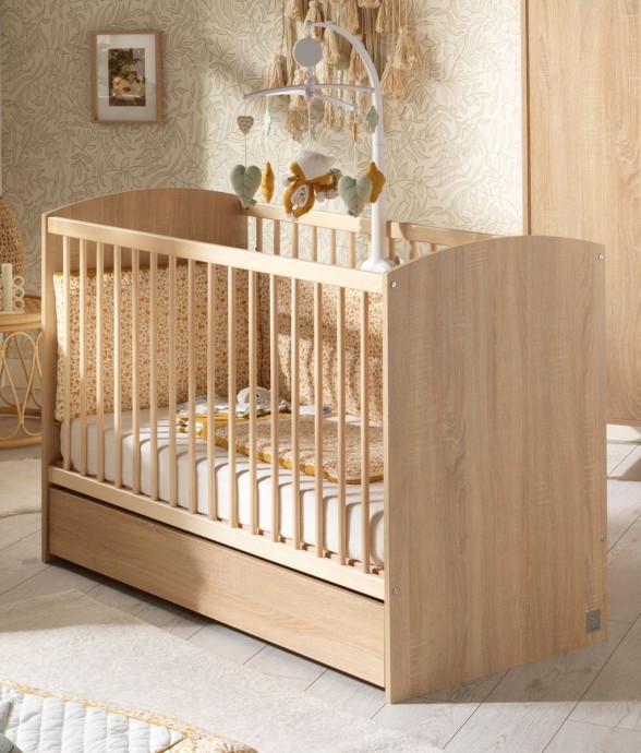 Lit bébé à barreaux