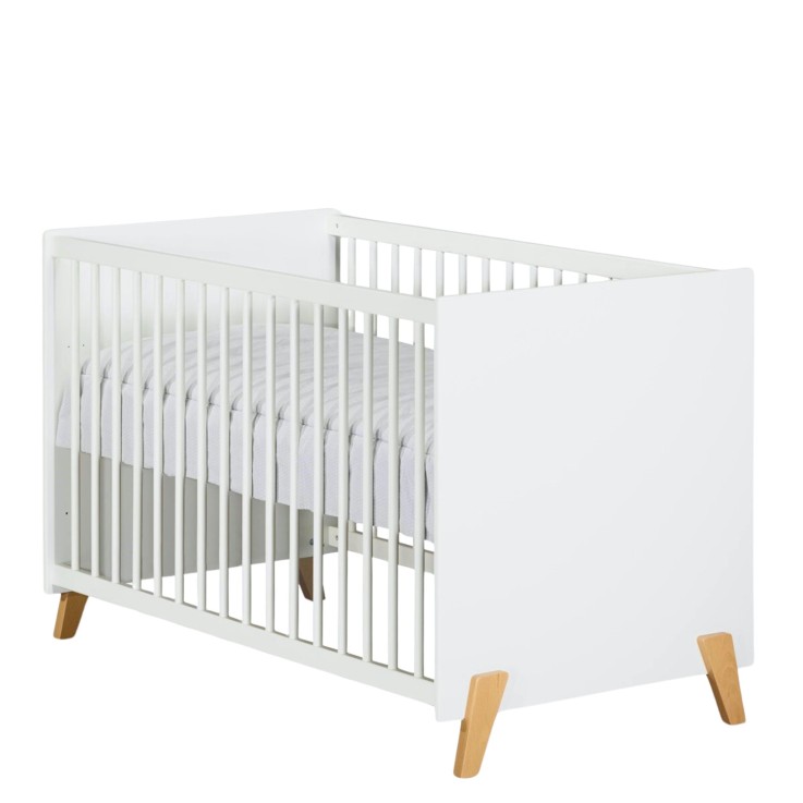 Lit bébé sur pieds en bois